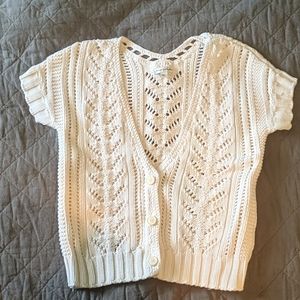 Short sleeves sweater